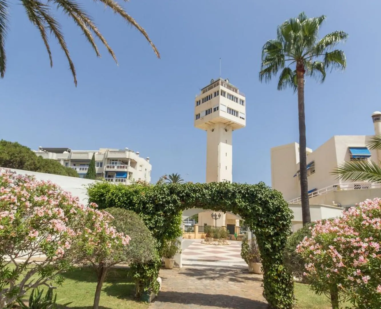 Sunstay Costa Lago Flat I 托雷莫利诺斯 公寓